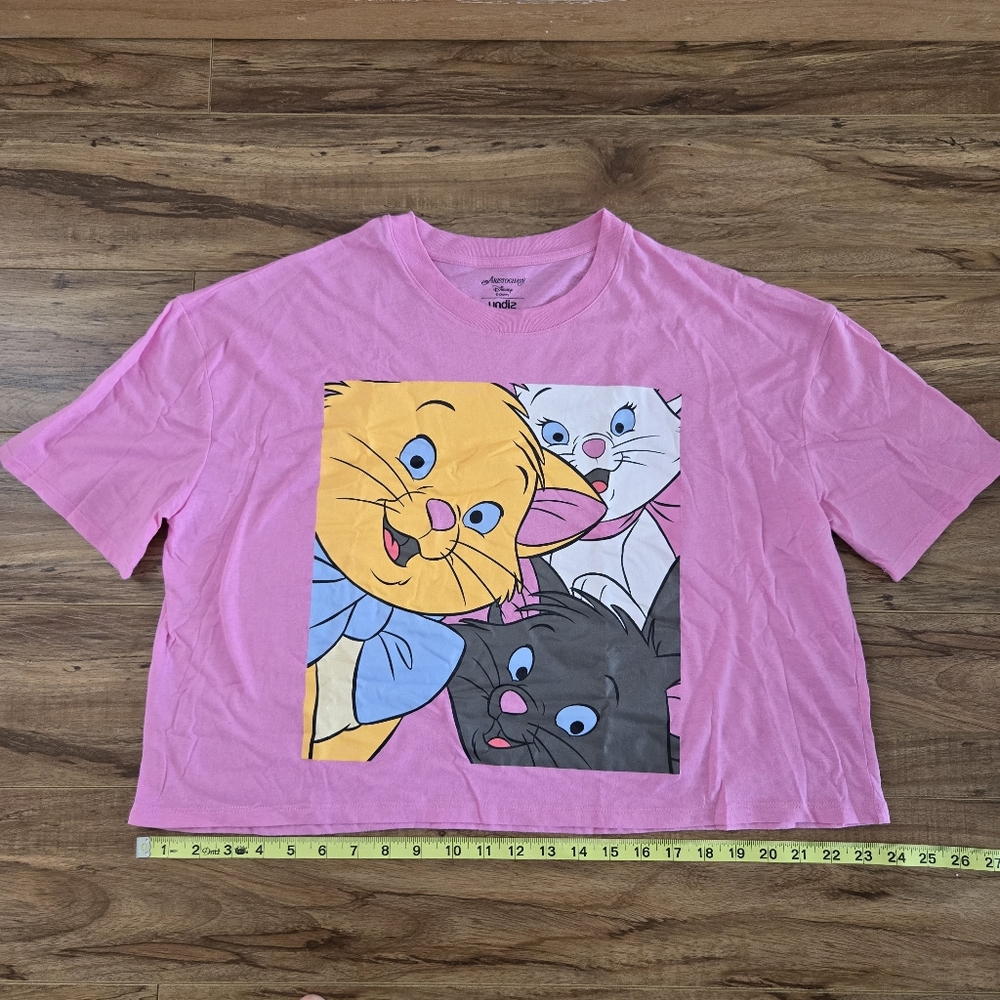 Disney oversized pink t-shirt cats size M-L